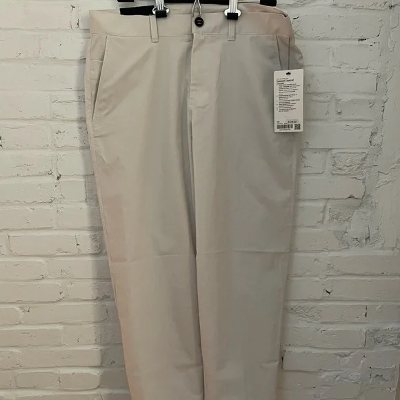 Lululemon Relaxed-Tapered Trouser NWT - Picture 1 of 5